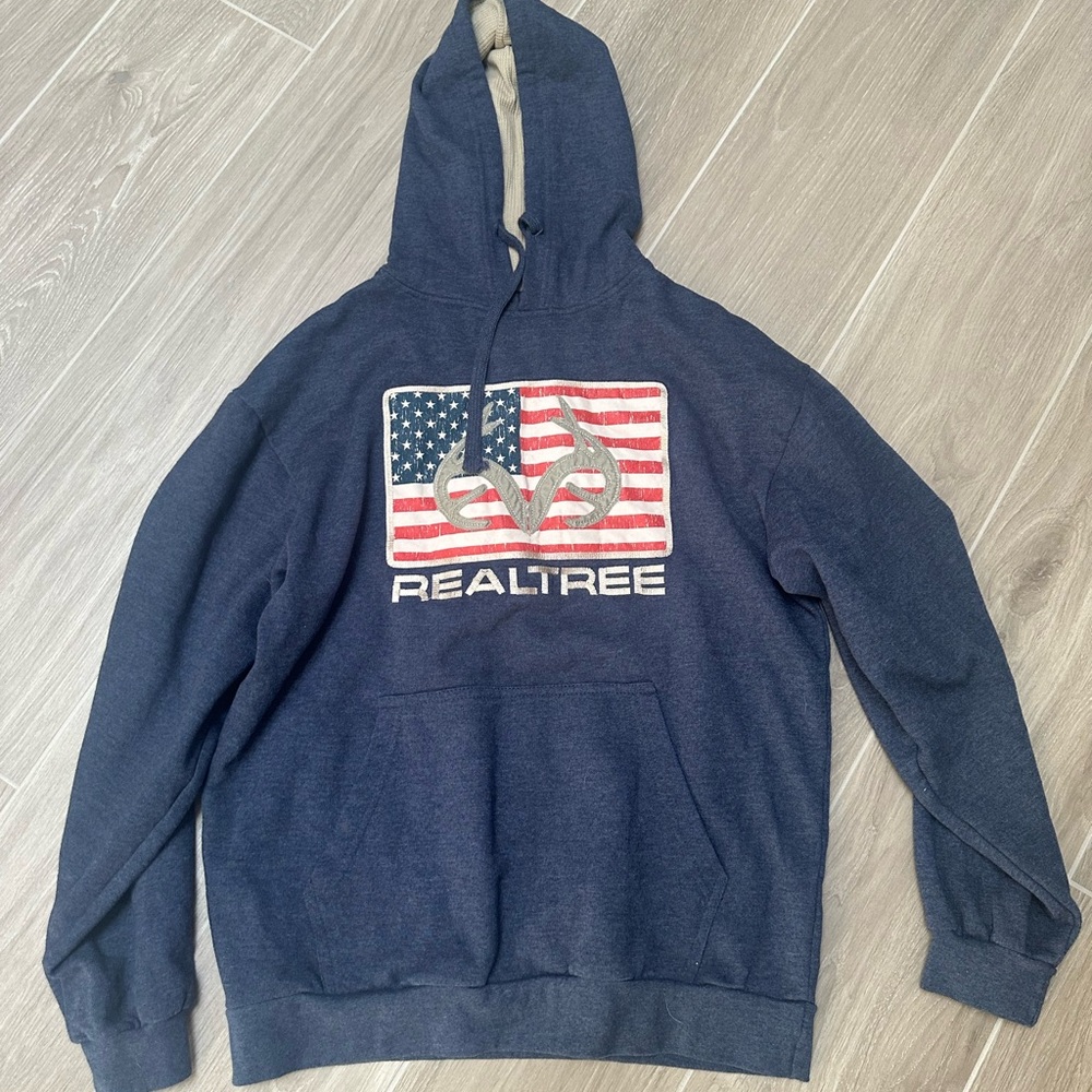Realtree hoodie large